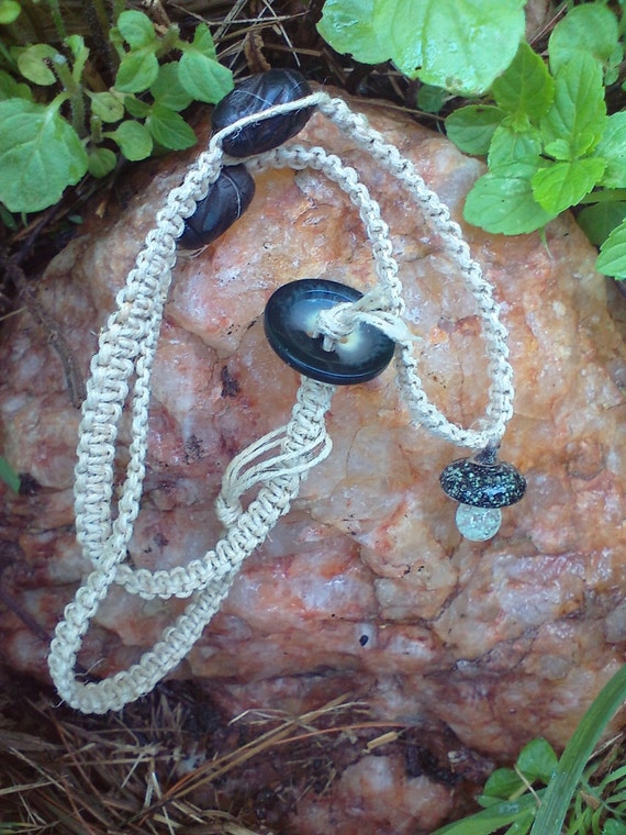 Hemp necklace with mushroom pendant Clearance