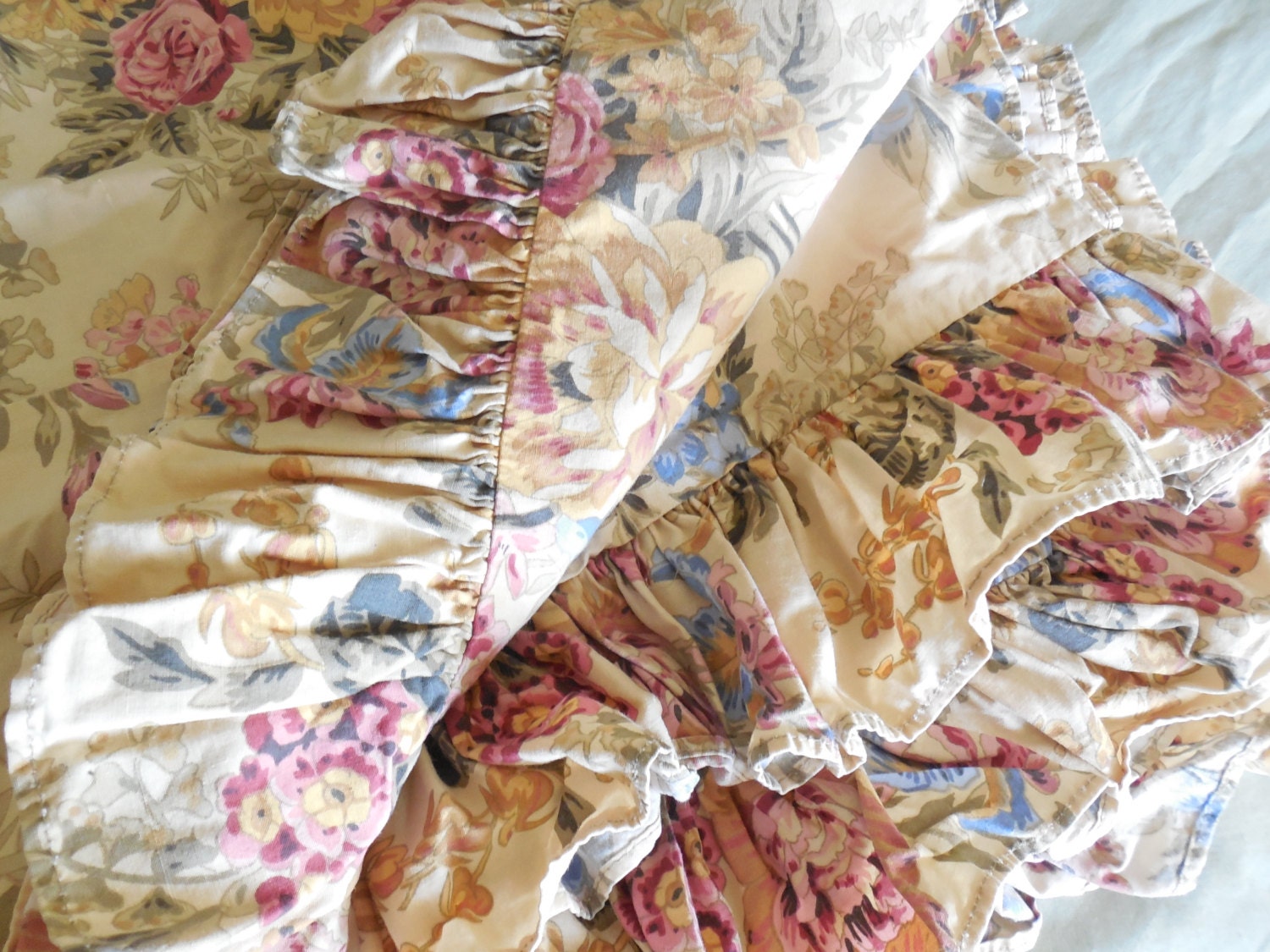 Reserved for Colleen. Vintage Ralph Lauren Ruffled Duvet Cover