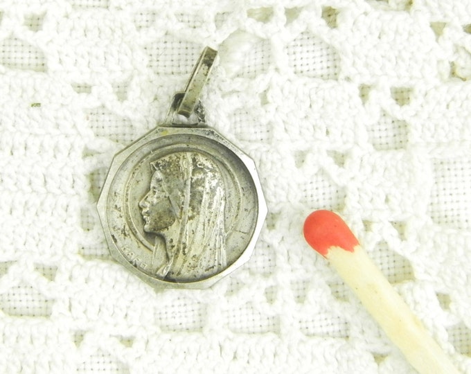 Vintage French Tarnished Silver Alloy Religious Medal of the Virgin Mary / Christian Jewelry / Religious Jewellery/ Our Lady/ Lourdes/ Charm Vintage French Tarnished Silver Alloy Religious Medal of the Virgin Mary / Christian Jewelry / Religious Jewellery/ Our Lady/ Lourdes/ Charm