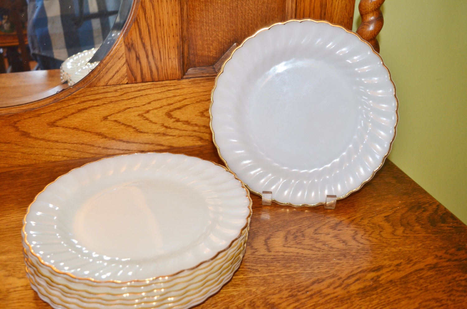 Vintage Fire King Milk Glass Dinner Plates by RowlandParkVintage