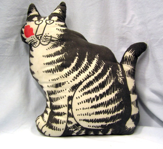 tabby pillow mini