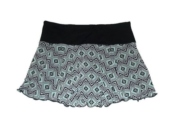 Tennis running skirt skort with built in shorts Ladies Large