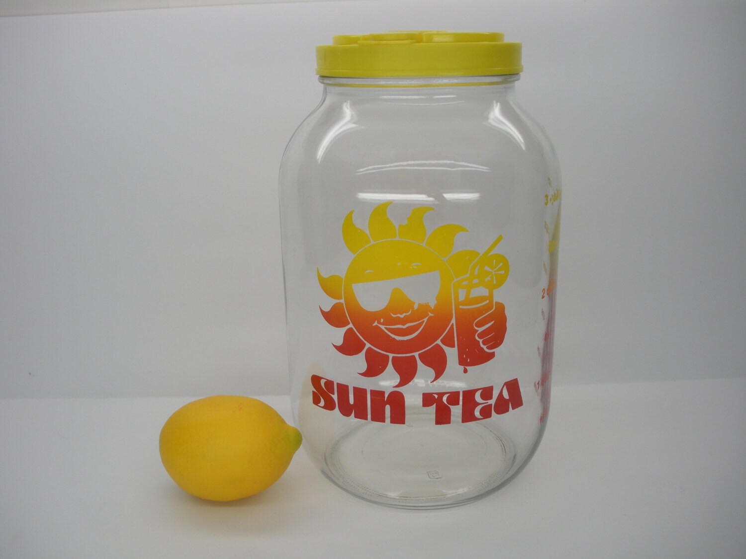 Sun Tea Glass Pitcher with FlipTop Pouring by ThatRetroChick