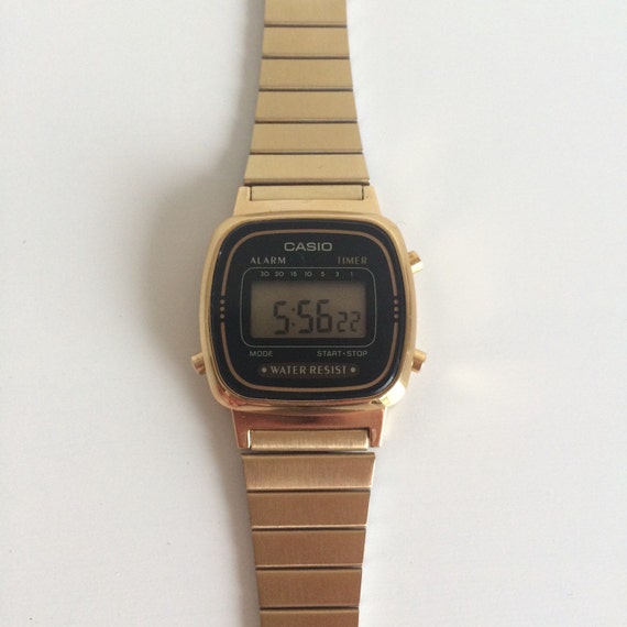 casio la670w gold