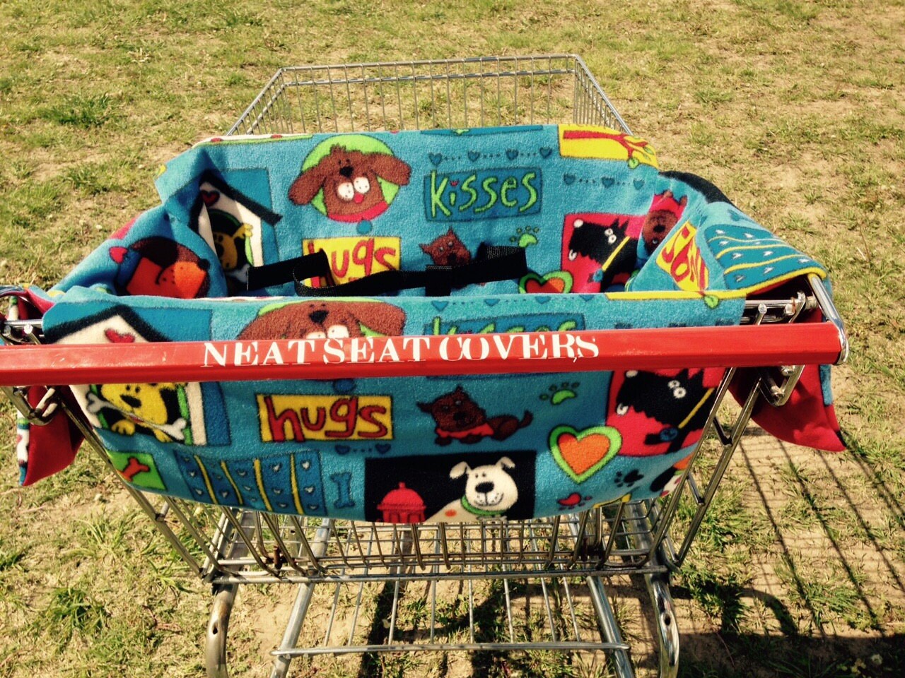 Pet Shopping Cart Seat Cover Licks and Kisses Dogs with red