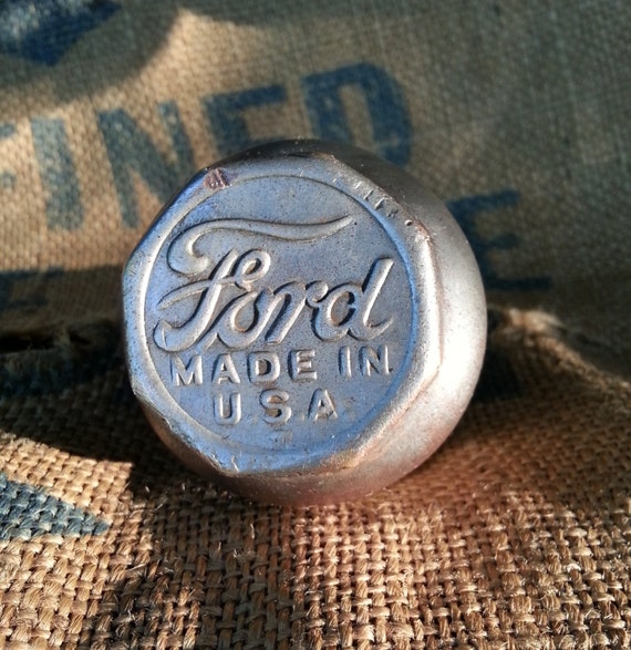 Vintage Model T Ford Automobile Hub Cap Old Axle Cover For