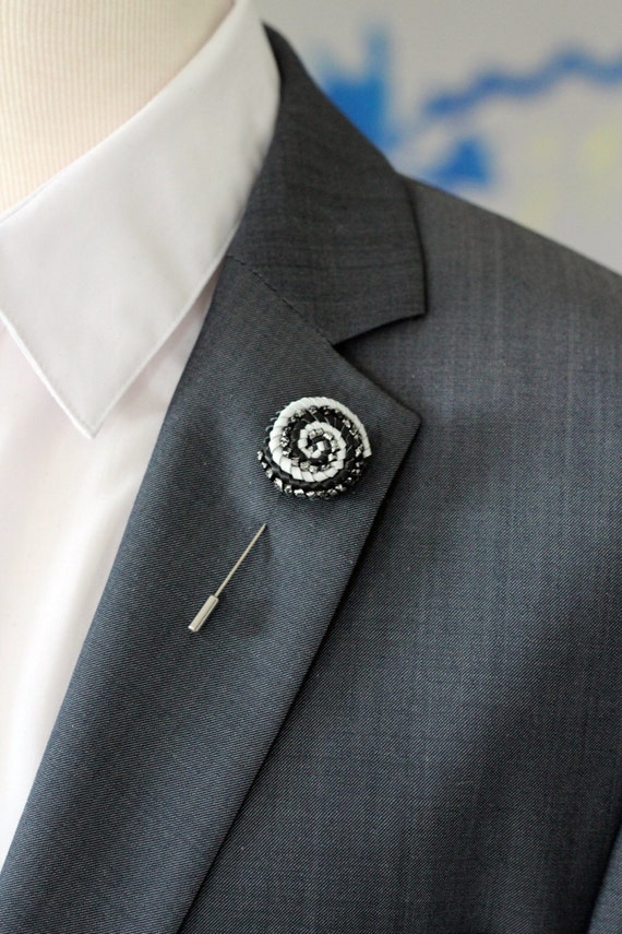 Mens lapel pin black silver and wihte lapel by NevesticaLeather