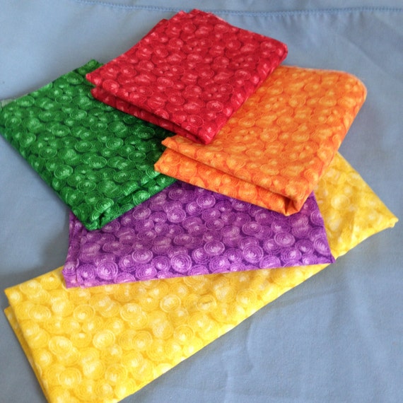 Doll accessory Picnic Basket food 4 and table cloth