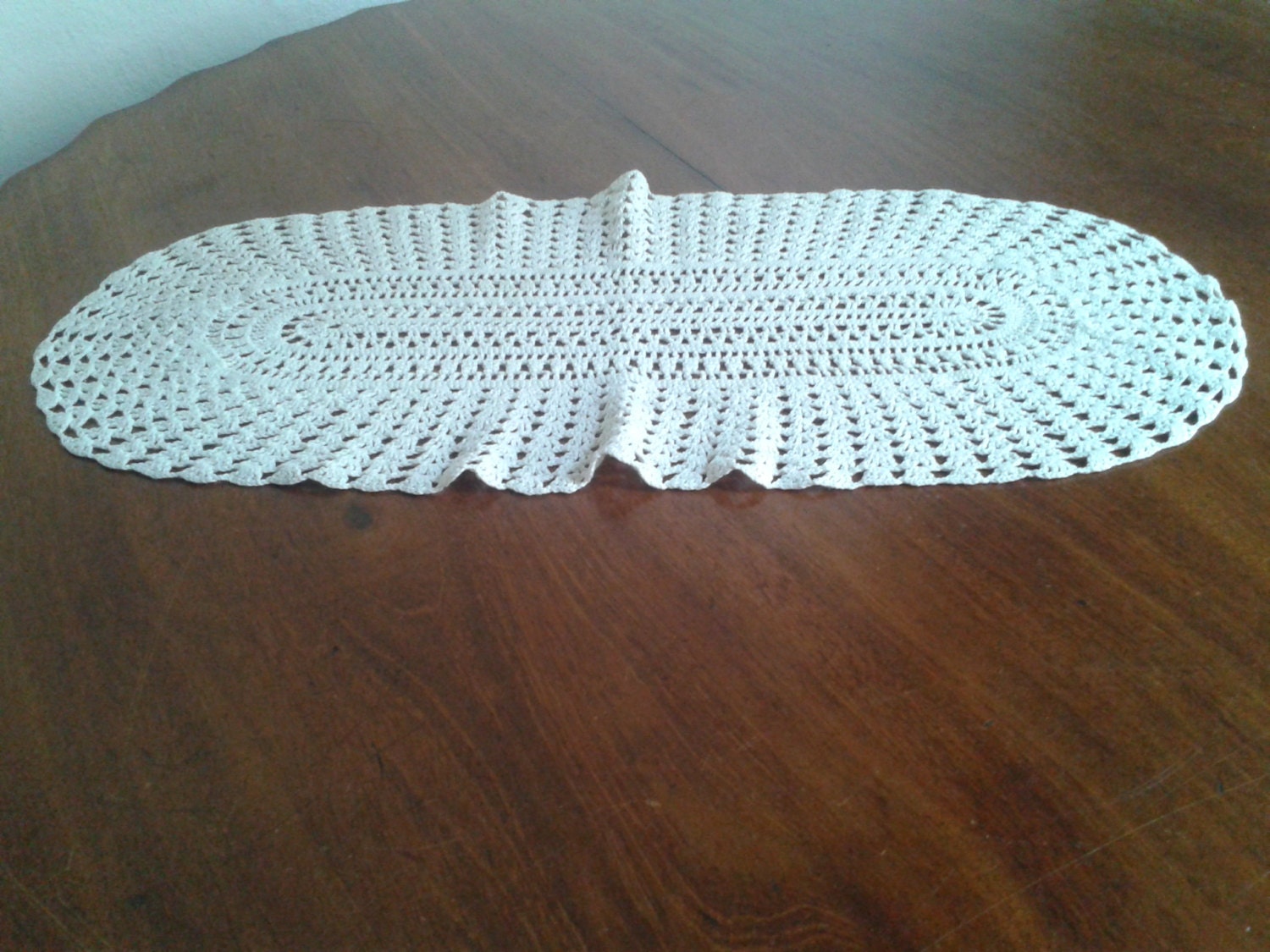 Vintage handmade French cotton table runner, a classic! Haute Juice