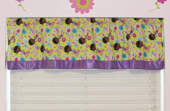 Girls curtains/Doc McStuffin cotton/Valance