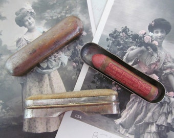 Charming little vintage French nail-buffing kit in metal case~c1920s~With original little crayon pour les ongles~Boudoir display