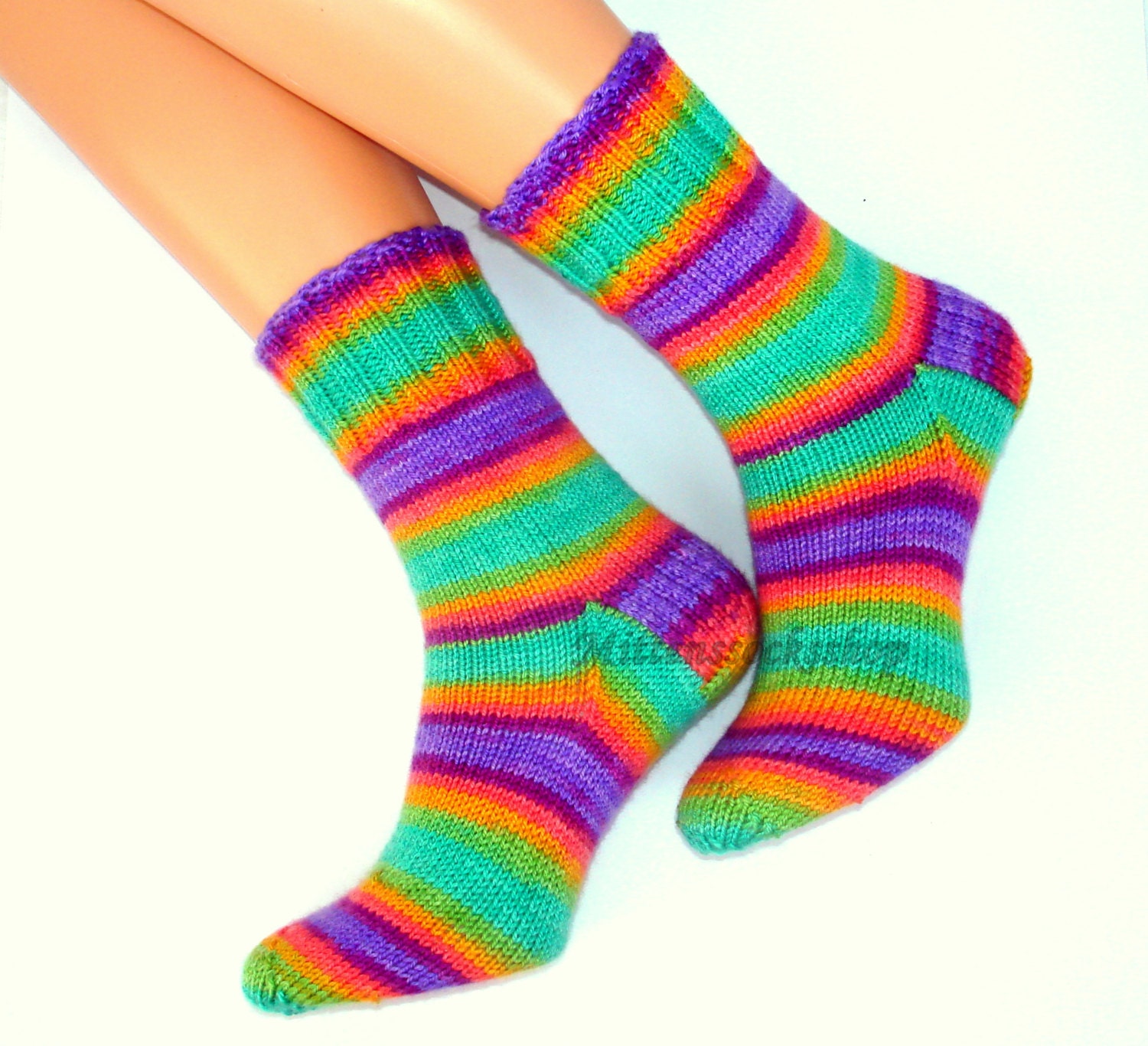 Hand knitted socks.Warmelegant and stylish by mittenssocksshop