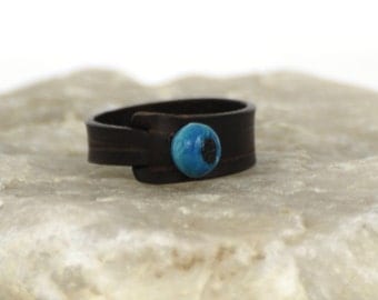 Chort simple leather ring