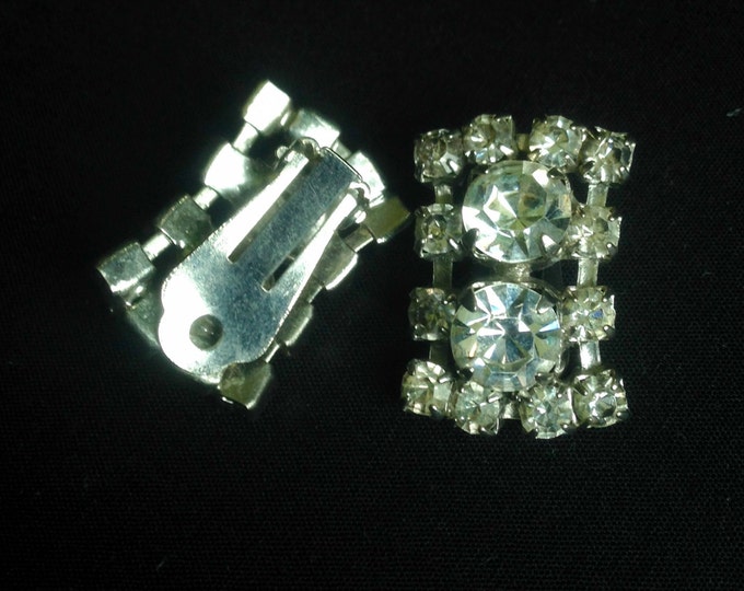 Storewide 25% Off SALE Beautiful Vintage Designer Rectangular Diamond Silver Tone Earrings Featuring Encrusted Rhinestone Accents And Rich A