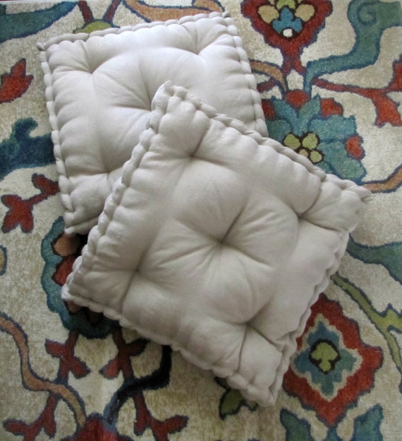Linen Floor Pillow Tufted Floor Cushion with French Mattress