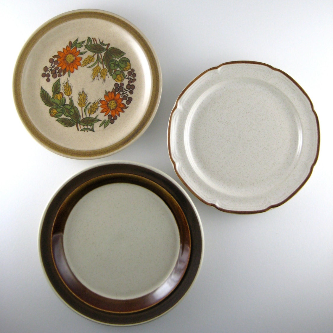 Decorative Plates Vintage Plates Mismatched Plates Kitchen