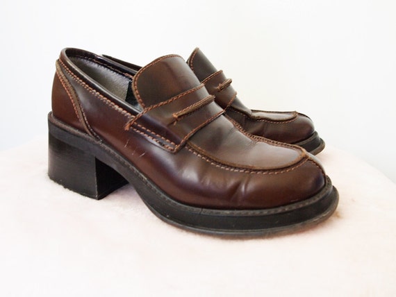 SCHOOL'S OUT // Vintage 90s Chunky Loafers by lessthanzero on Etsy