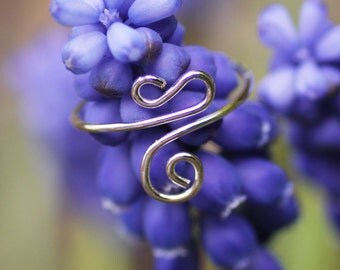 Adjustable toe ring ~ Sterling silver toe ring ~ Summer jewelry ~ Wire wrapped ring ~ Silver midi ring ~ Open loop & twist