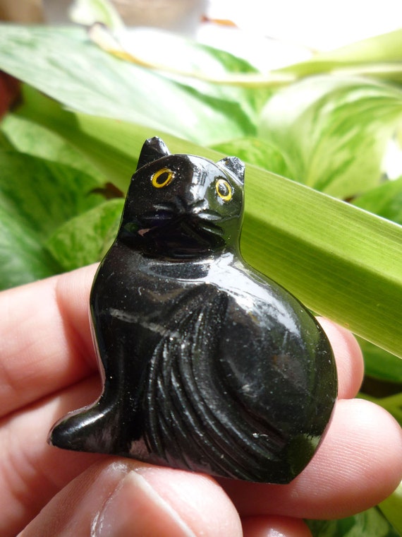 onyx cat statue