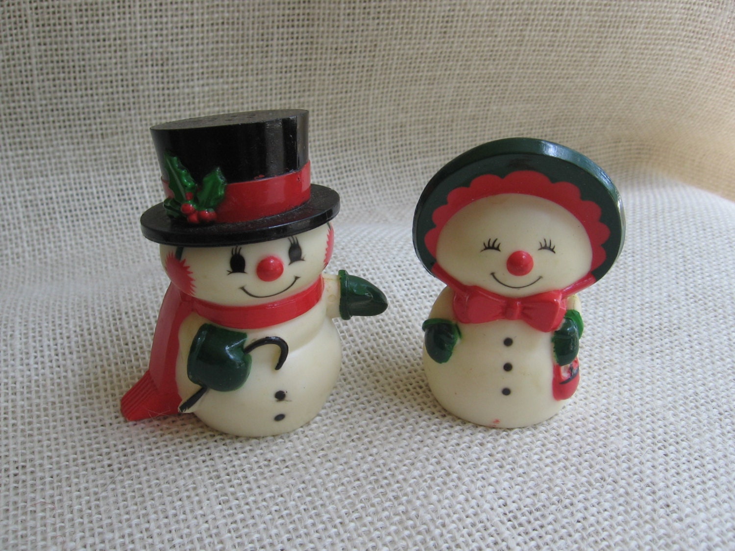 Hallmark Snowman Salt Pepper Shakers Happy & Merry Hard