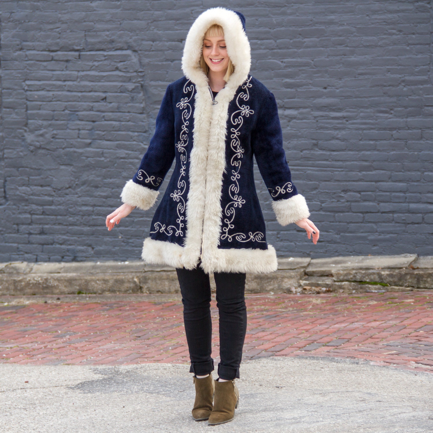 RESERVED FOR NICOLE vintage navy blue fur coat / fur trim coat