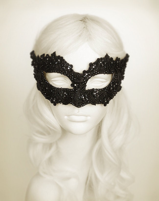 Sequined Black Masquerade Mask With Rhinestones And Embroidery