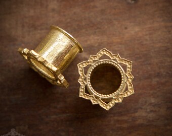 Brass Ear Tunnel, Tribal Ear Tunnels, Lotus Tunnel, Ear Gauges, Brass Tunnels, Ear Tunnels, Brass Plugs, Gauge Jewelry, Piercing Jewelry