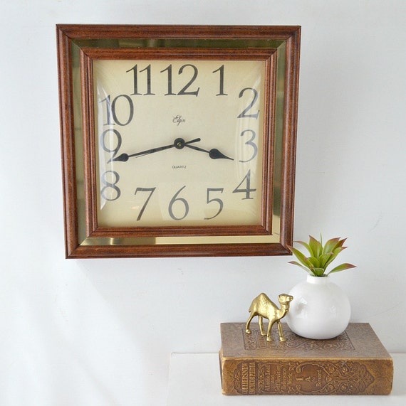 Vintage Elgin wall clock Mid Century wall clock working
