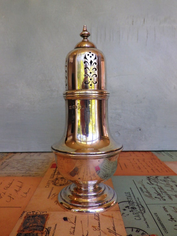 Antique Solid Silver Sugar Shaker Hallmarked London 1926