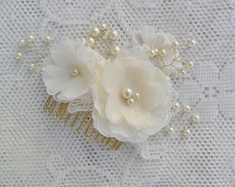 Wedding Hair Accessory,Gold Bridal Hair Piece,Gold & Pearl Hair Comb,Wedding Hair Flower,Bridal Hair Comb,Lace Hair Comb,Gold/ Silver Finish