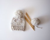 Hand Knitted Newborn Baby Beanie // Neutral Baby Beanie // Baby Beanie With Pom Pom // Chunky Knit Baby Hats // Baby Beanie // Knit Baby Hat