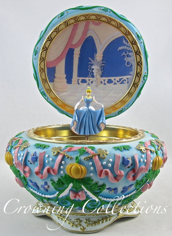 Disney Cinderella Round Music Box Circular Jewelry Box