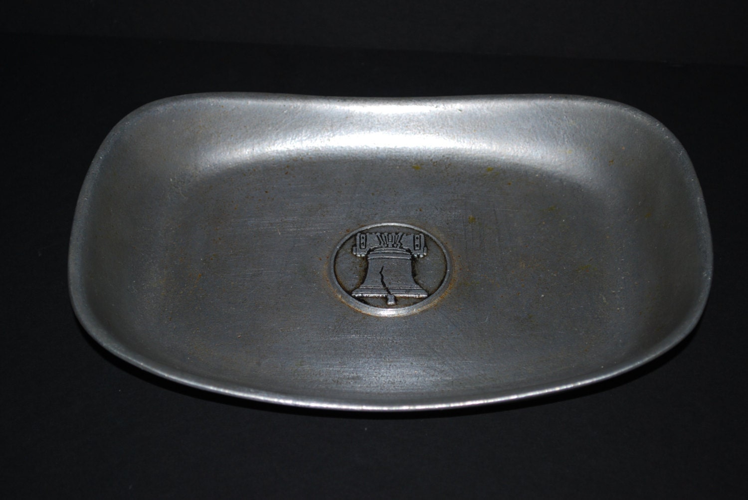 Pewter Wilton Armetale Bread Platter Liberty by VintageattheLake