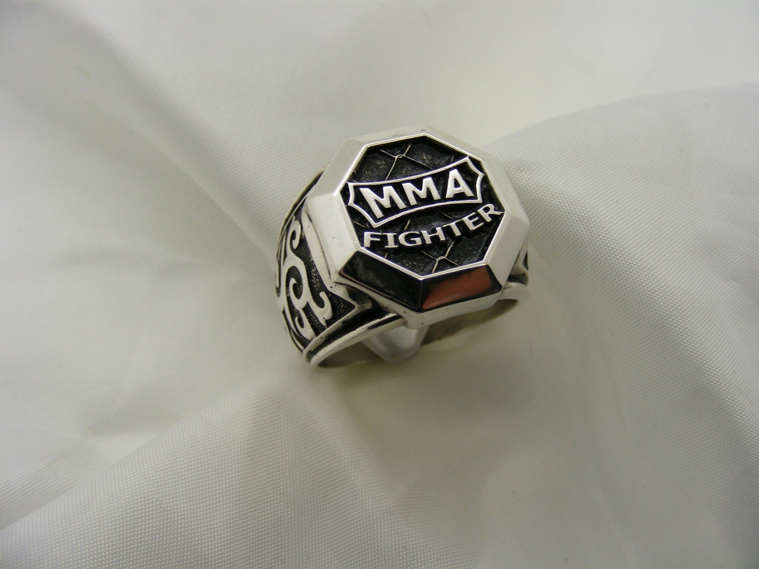 Octagon Mixed Martial arts MMA Ring