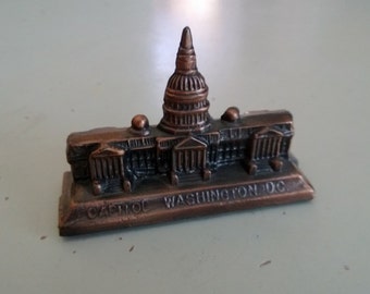 Vintage Cast Metal Washington D.C. Capitol Souvenir Paperweight Free Shipping