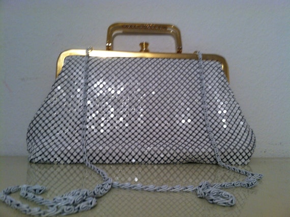Download Vintage shiny enamel white 1970s mesh metal handbag with gold
