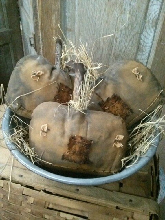 Primitive Black Pumpkin Bowl filler Halloween Fall by MeNtheGirls