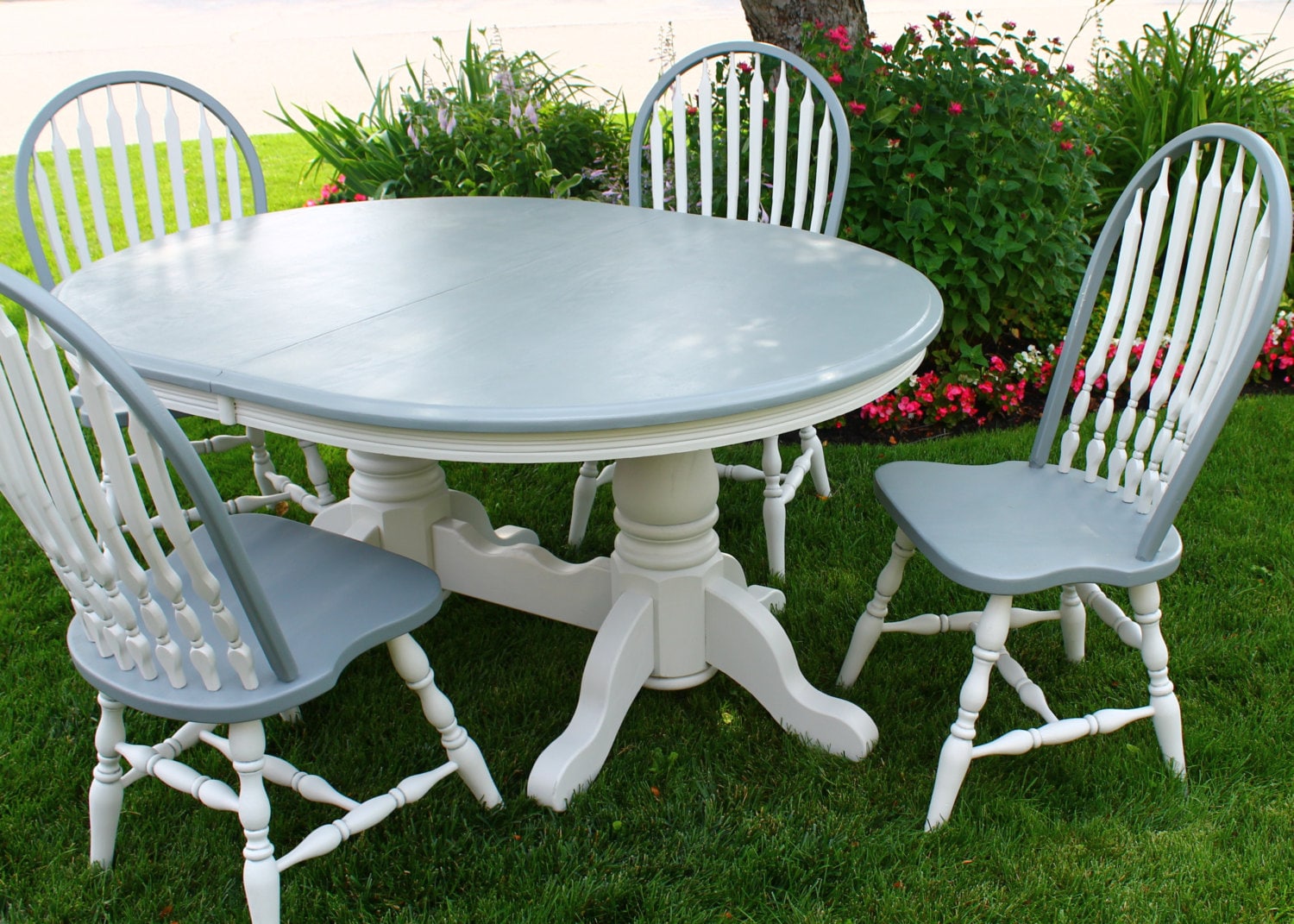 Hand Painted Solid Oak Pedestal Table and 4 Chairs – Haute Juice