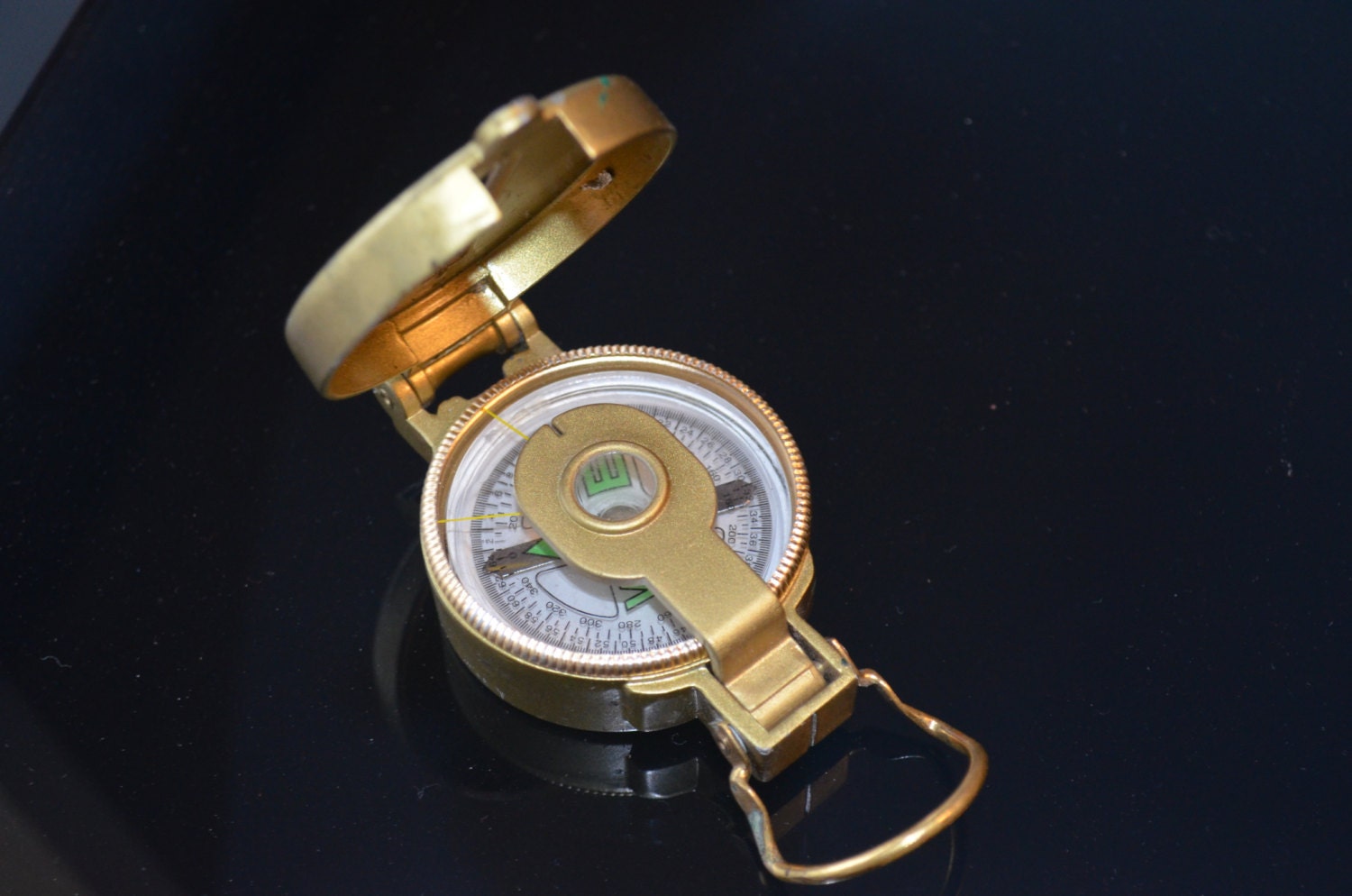 Aluminum directional compass engineer