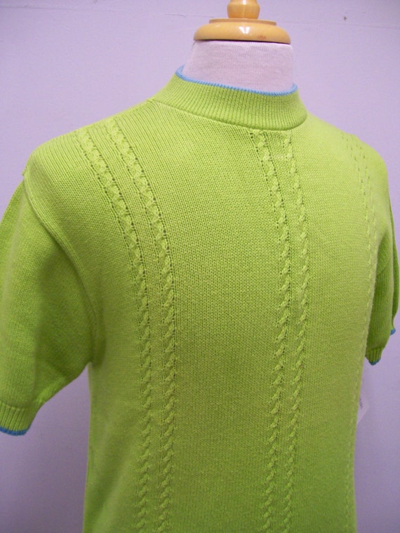 lime green mod 1960's men's knit pullover shirt by