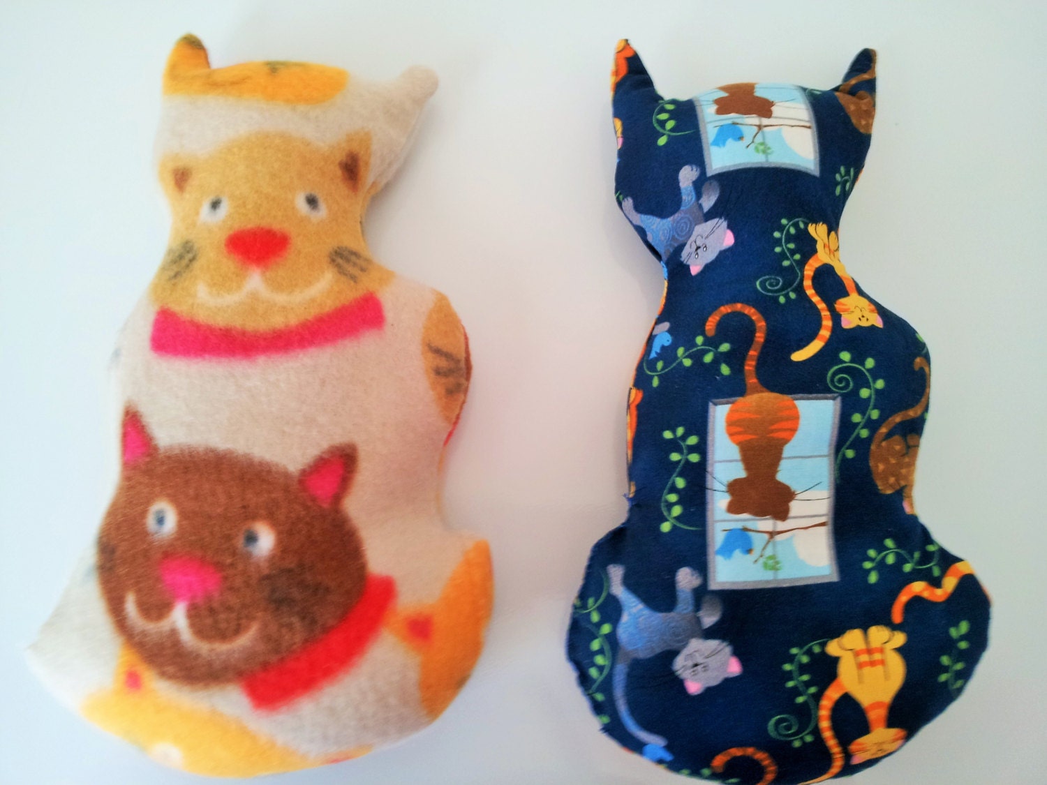 Homemade Cat shaped Microwave Hot and Cold Pad by WoofsAndPurrsPP