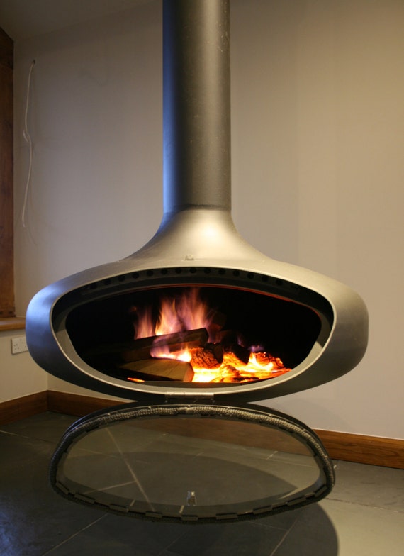 Simple Suspended Stove for Living room