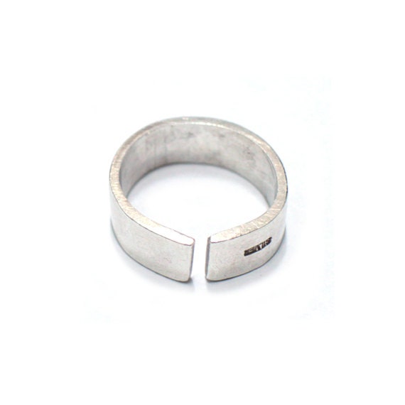 Handmade Simple Silver Thumb Ring