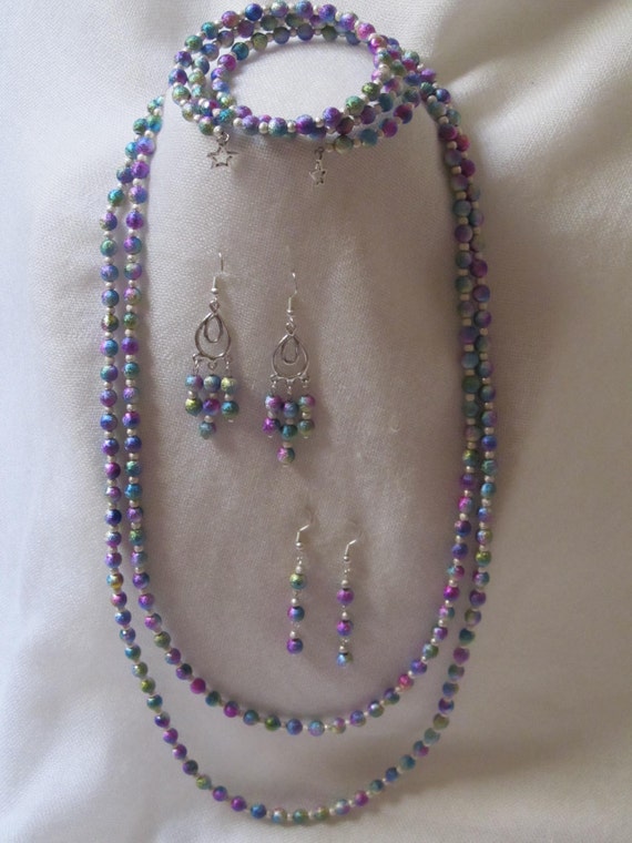 Striking Multicolour Stardust Acrylic Beads Jewellery Set