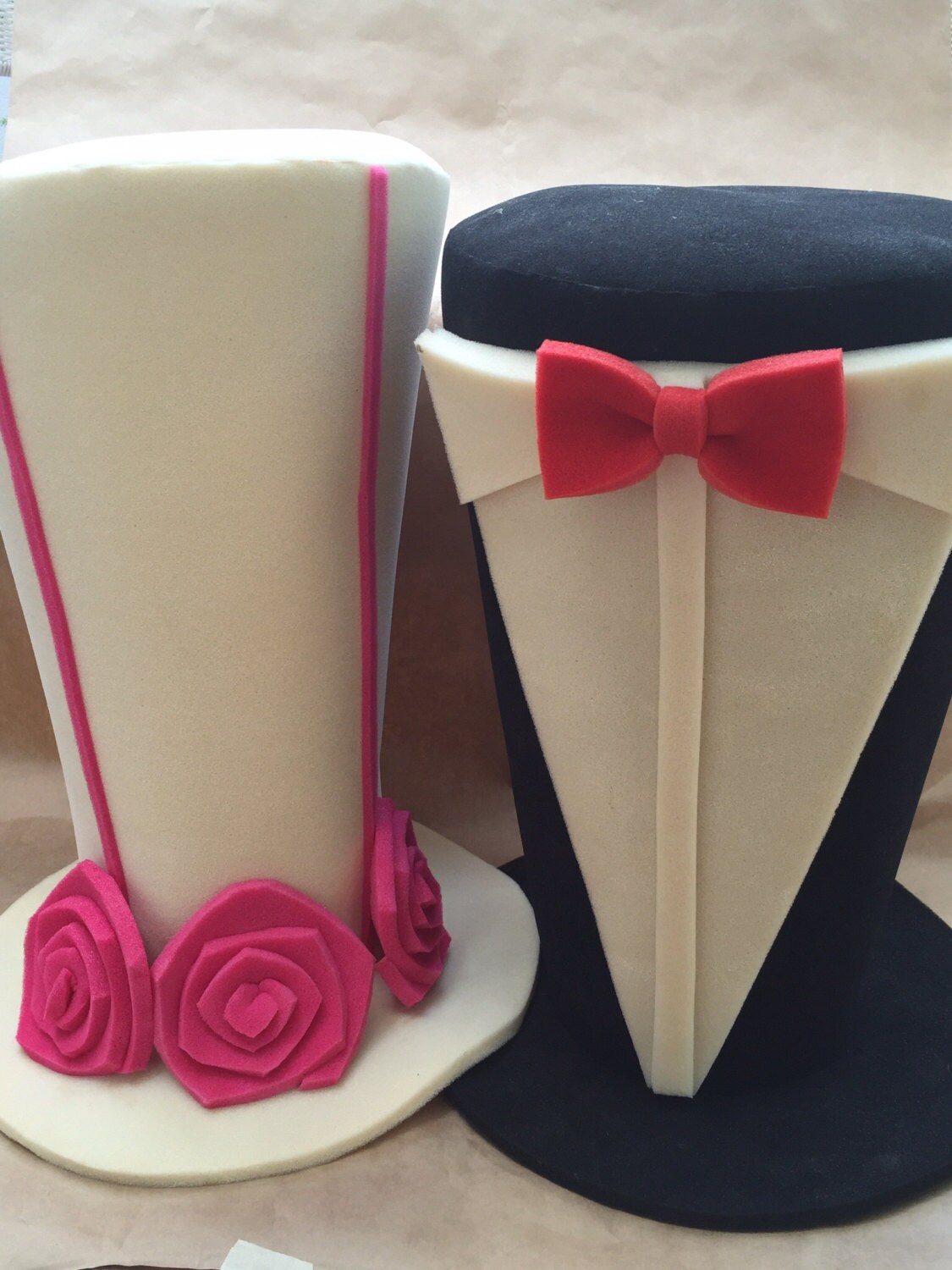 Lot of 25 Foam Party Hats Wedding Birthday Props by SombrerosCool