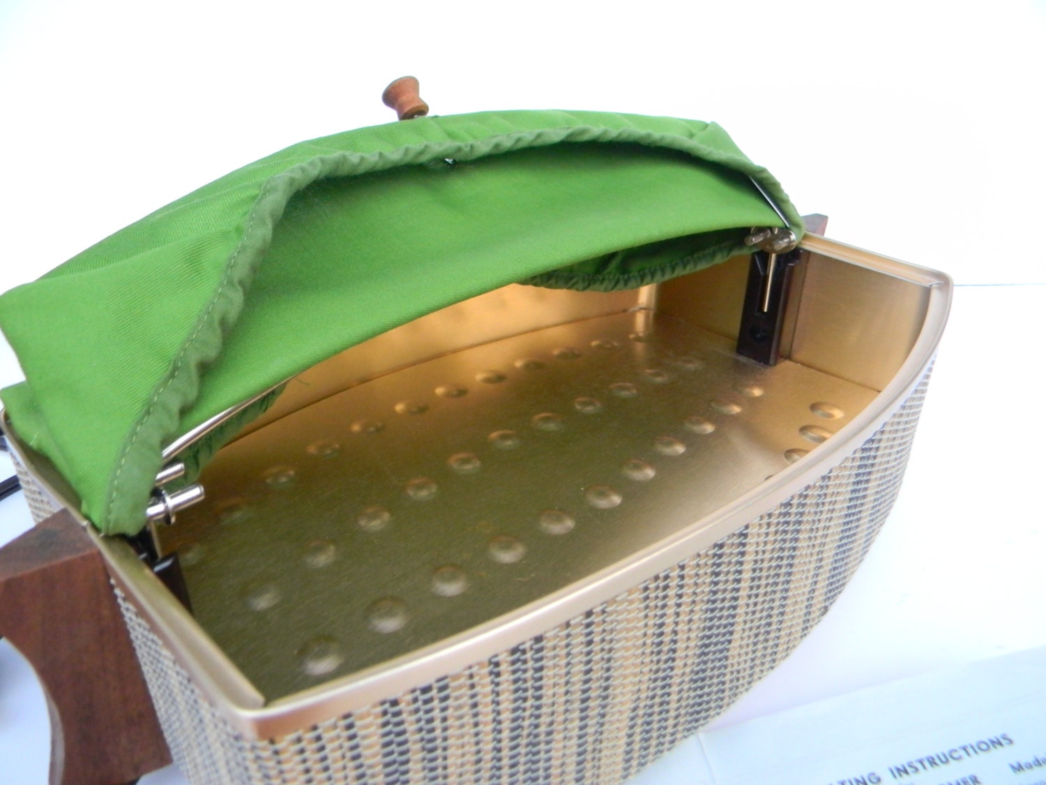 Vintage Bun Warmer In Like New Condition Haute Juice