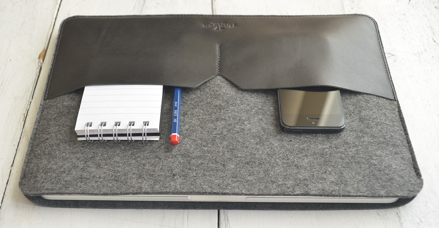 Slim Fit Laptop Sleeve Cover Handmade Leather by HarberLondon