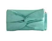 Mint Knot Bow Wristlet. Summer Wedding Idea