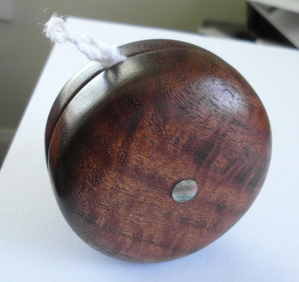 vintage wooden yoyo