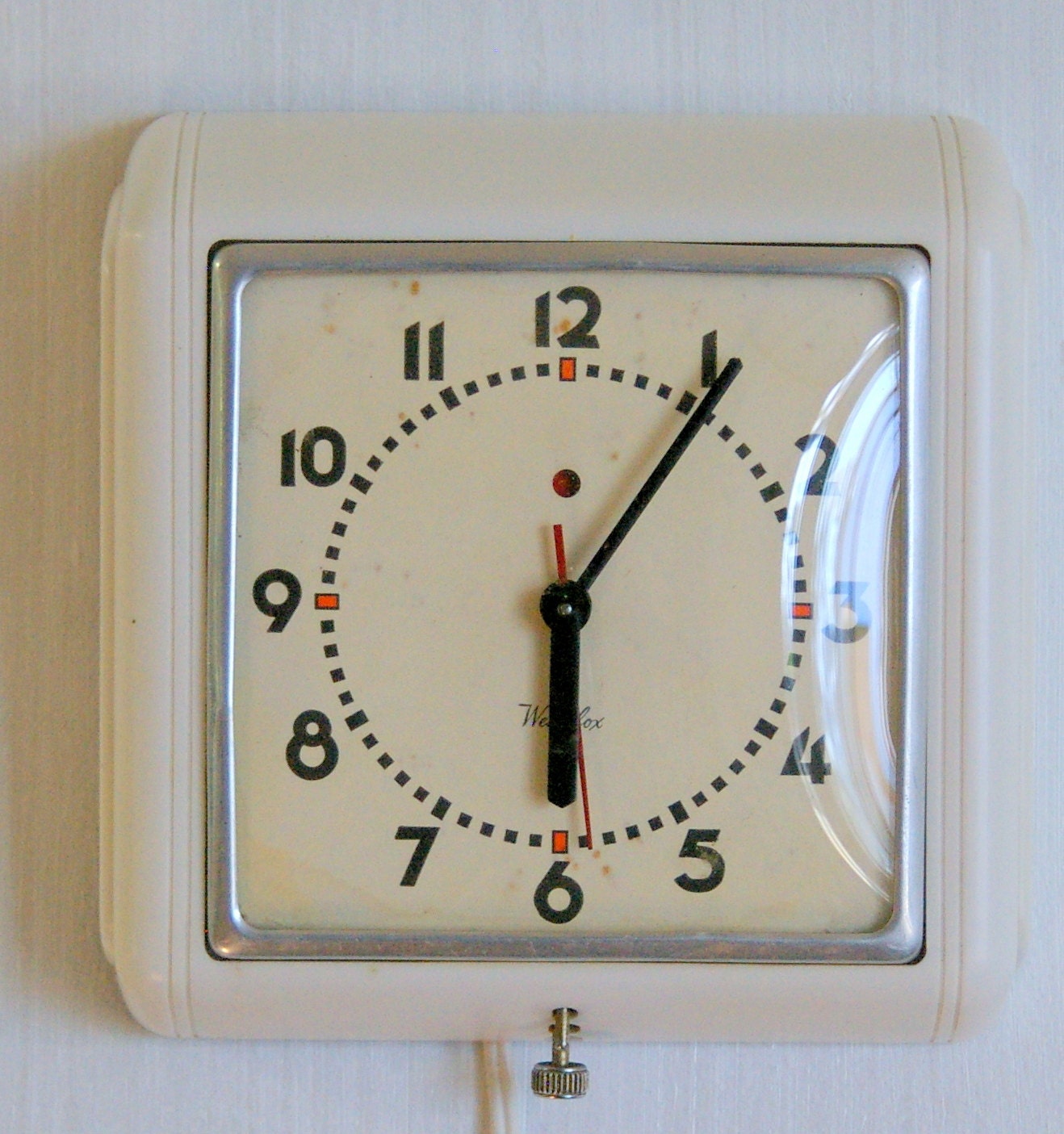 Vintage White Westclox Electric Wall Clock